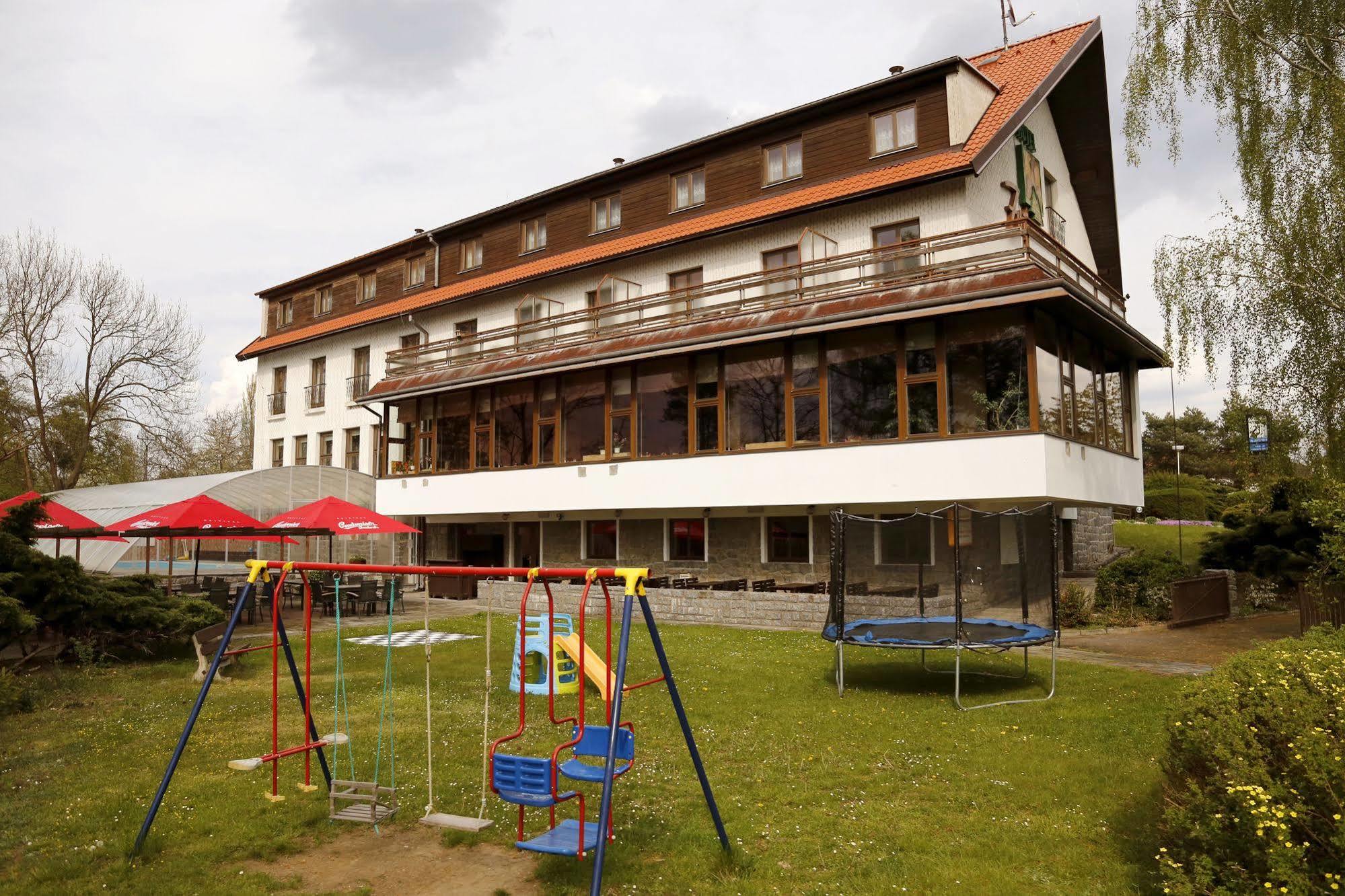 Resort Hotel Zvikov Zvíkovské Podhradí Esterno foto
