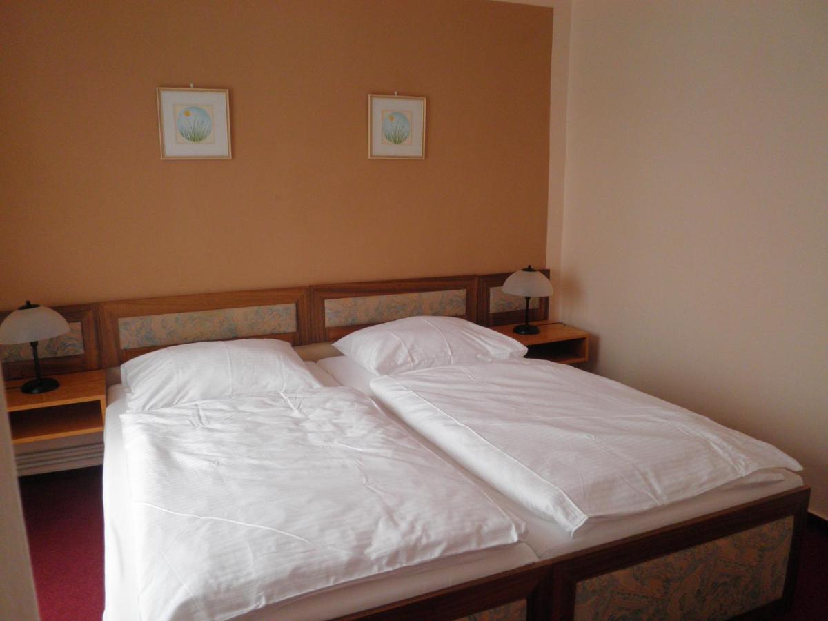 Resort Hotel Zvikov Zvíkovské Podhradí Esterno foto
